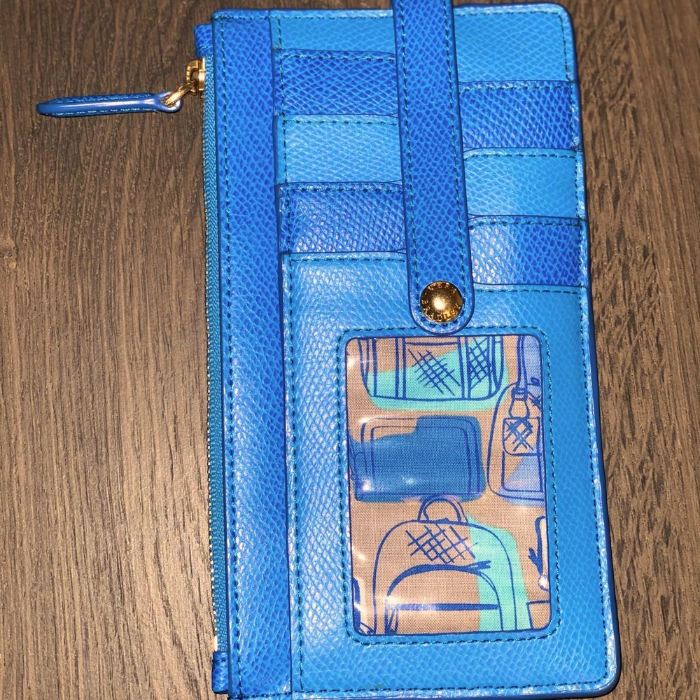Vera Bradley Leather Ultimate Card Case!